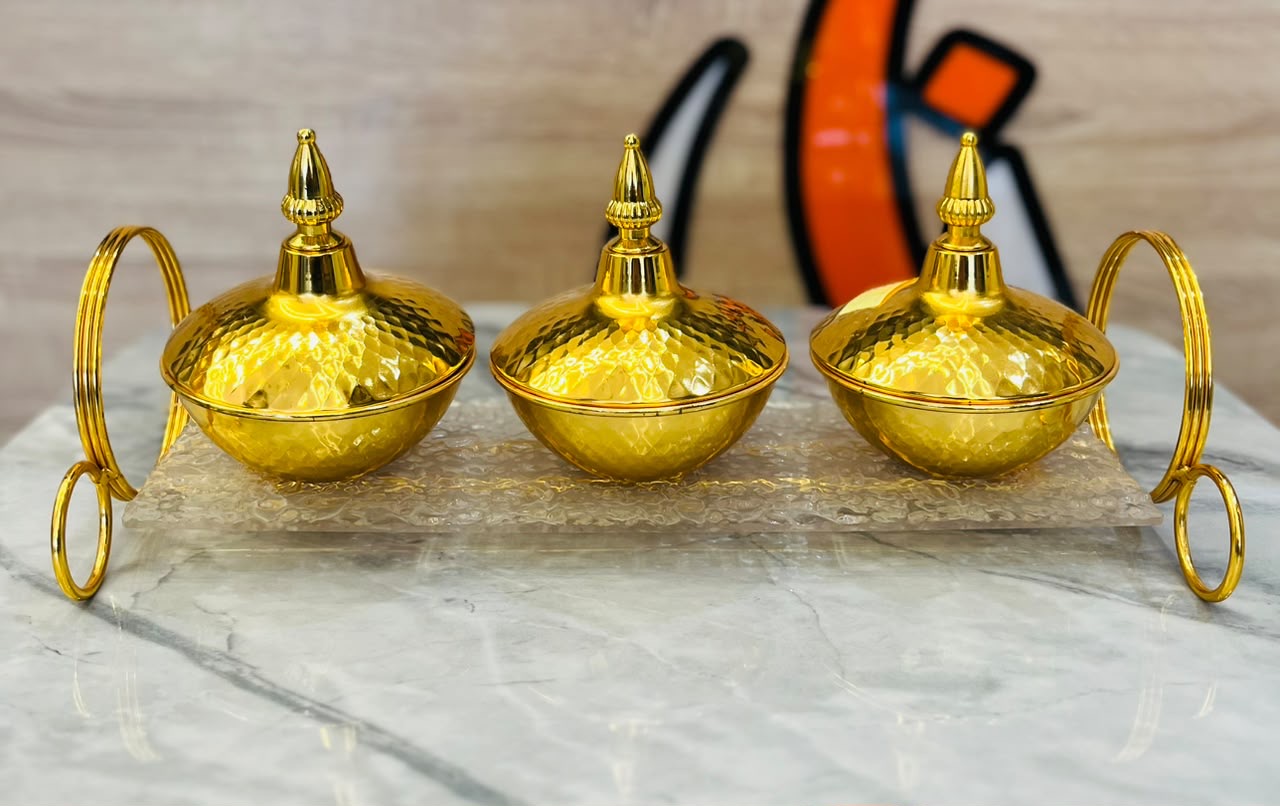 مضيفه دائري. نحله